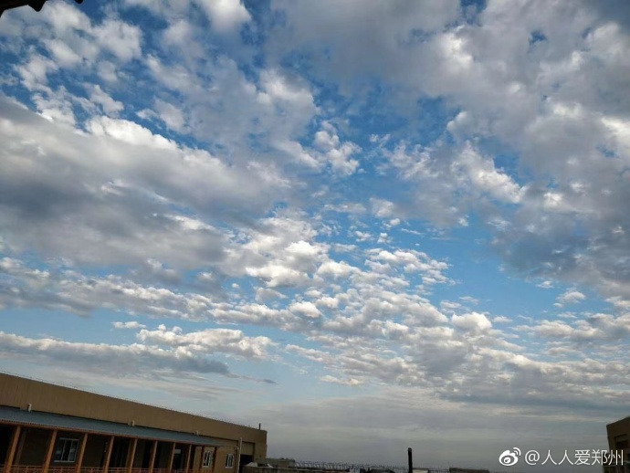 又被鄭州的藍天刷屏！隨便一拍就是手機壁紙