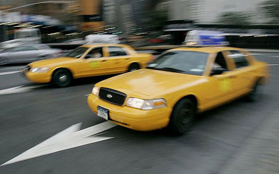 紐約新型出租車(chē)服務(wù)只接女乘客 合法性引質(zhì)疑