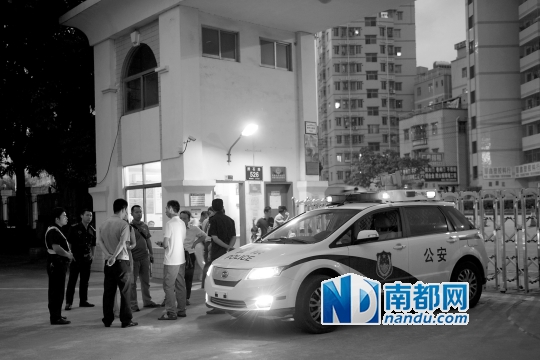 　接人的親戚和校方一度沒談攏,雙方甚至差點(diǎn)鬧到派出所。