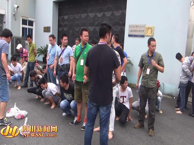 公安局管抓捕詐騙公司現(xiàn)場(chǎng)（警方視頻截圖）。