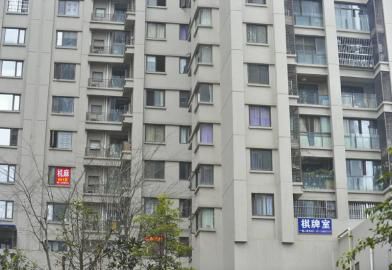 該小區(qū)的每個(gè)單元幾乎都開(kāi)有麻將館。