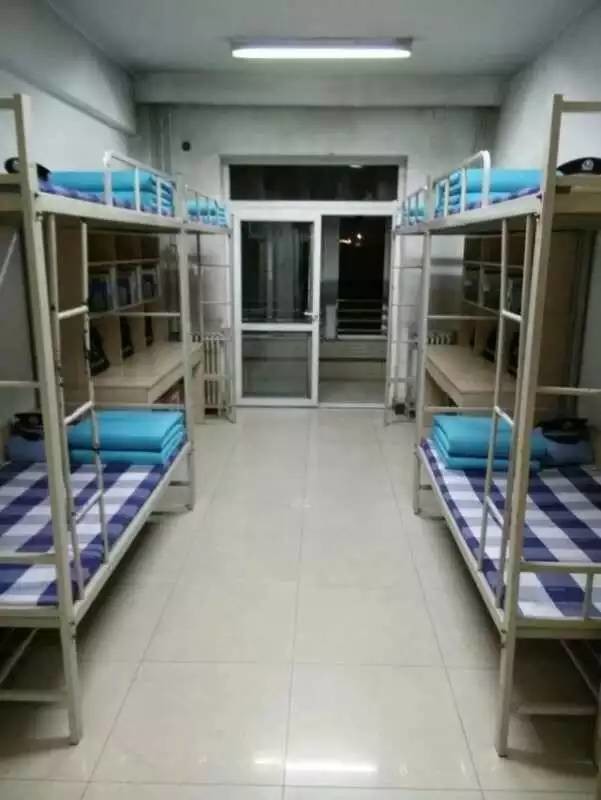 這個學(xué)校的男生宿舍火了！女同學(xué)都喊著要嫁