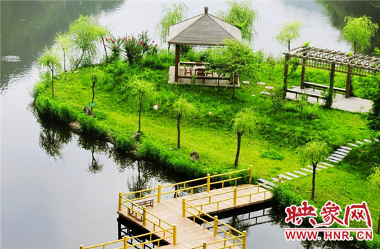 美不勝收 爬山、游園、賞奇觀（組圖）