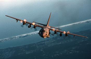 伊拉克接收3架美制運(yùn)輸機(jī)