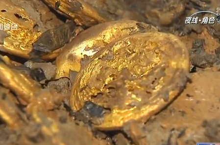 西漢?；韬蚰钩鰣D金餅187枚