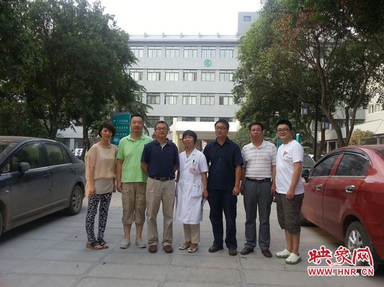 《名醫(yī)在線》走進(jìn)開封淮河醫(yī)院 《名醫(yī)在線》走進(jìn)開封淮河醫(yī)院