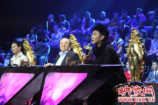 李玲玉、楊洪基、林依輪三位明星評(píng)委