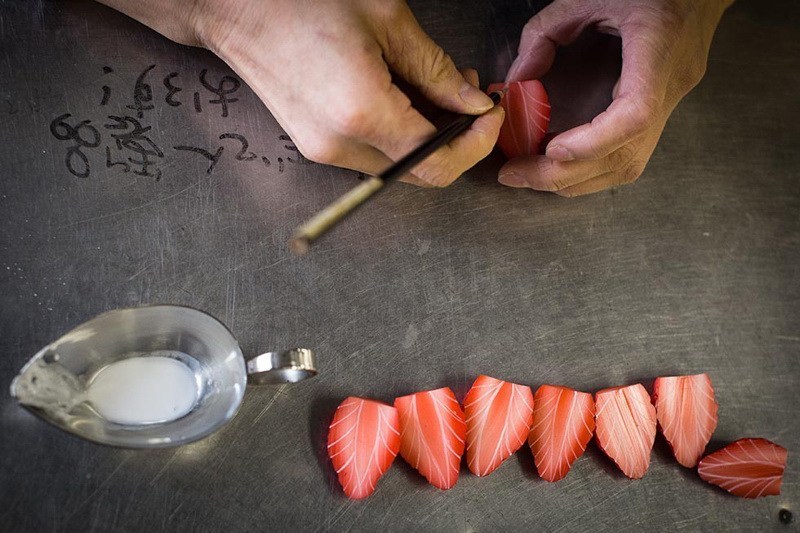 探訪(fǎng)日本的食物模型工廠(chǎng) 仿真度極高