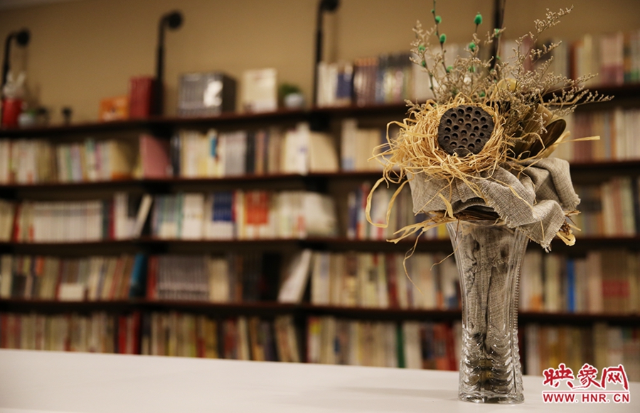 書店內(nèi)的裝飾。