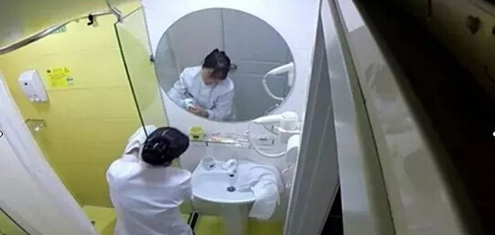 知名酒店用房客浴巾擦馬桶、擦地板