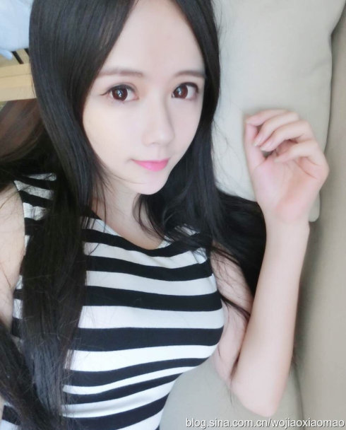 湖大21歲?；ㄇ巴购舐N無(wú)懼走光